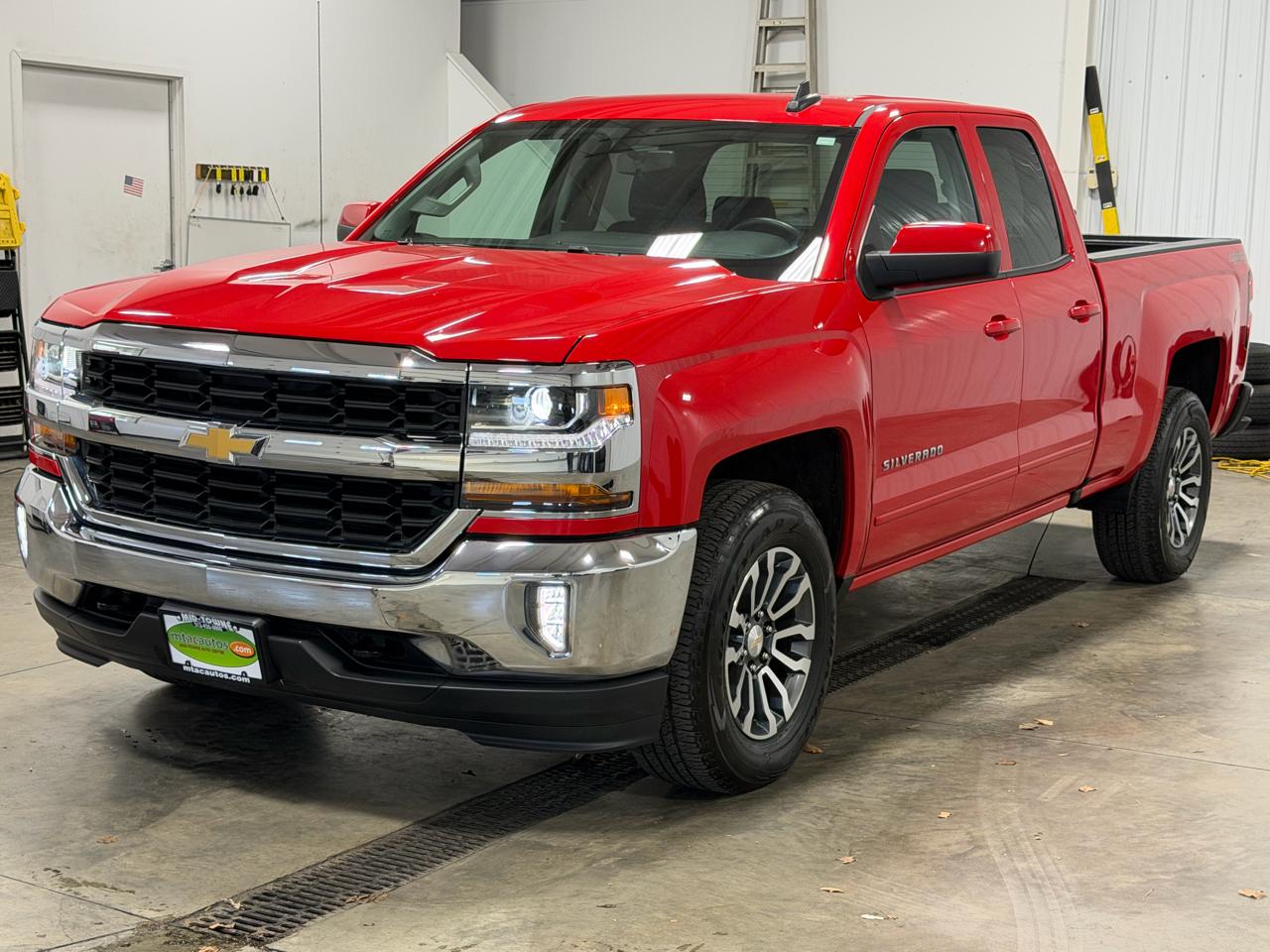 Chevrolet Silverado 1500 4WD Double Cab 143.5" LT w/1LT 2017