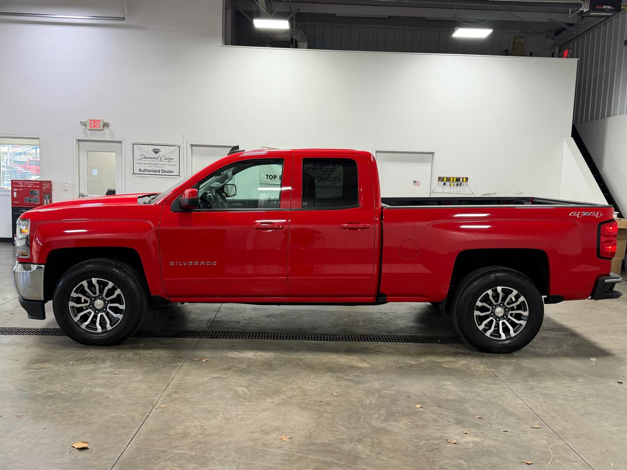 Chevrolet Silverado 1500 4WD Double Cab 143.5" LT w/1LT 2017