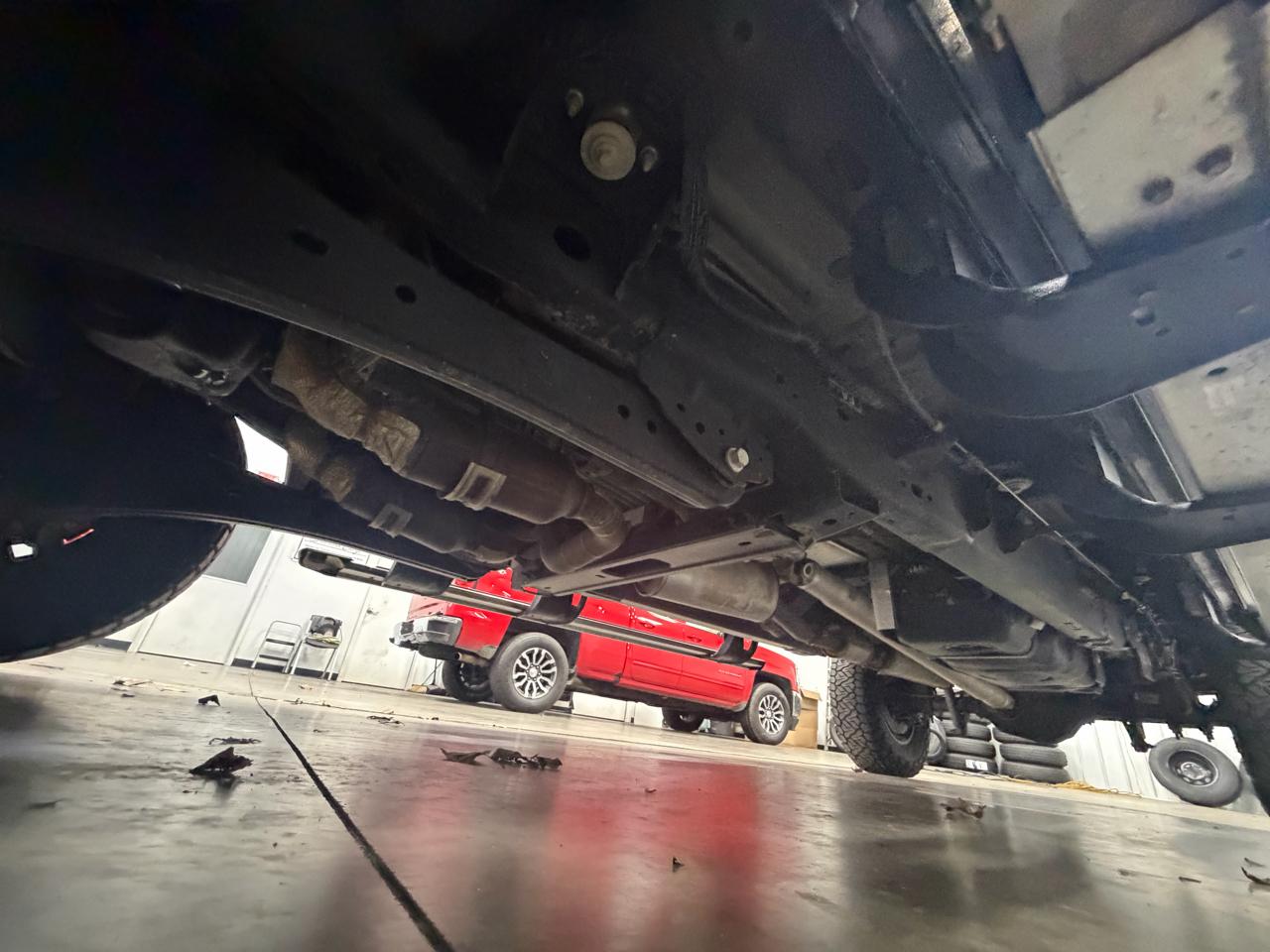 Ford Super Duty F-250 SRW Lariat 4WD Crew Cab 8' Box 2017