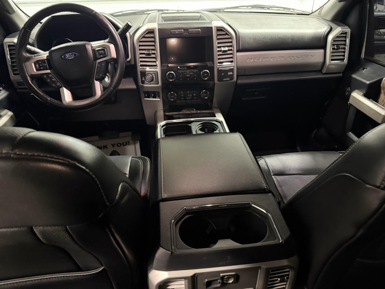 Ford Super Duty F-250 SRW Lariat 4WD Crew Cab 8' Box 2017