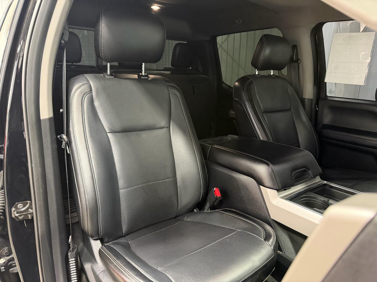 Ford Super Duty F-250 SRW Lariat 4WD Crew Cab 8' Box 2017