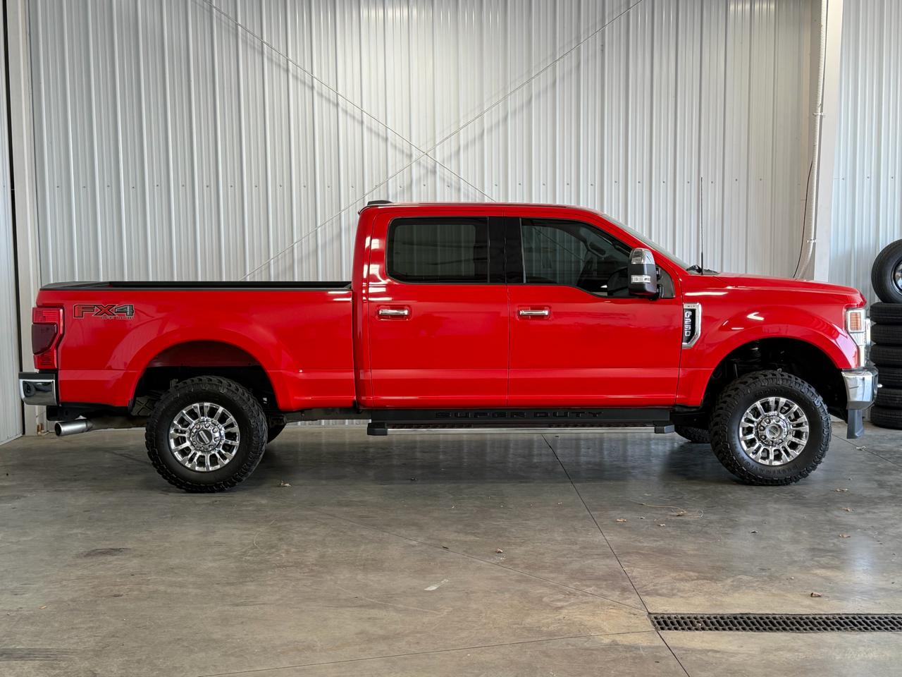 Ford Super Duty F-250 SRW XLT 4WD Reg Cab 8' Box 2021