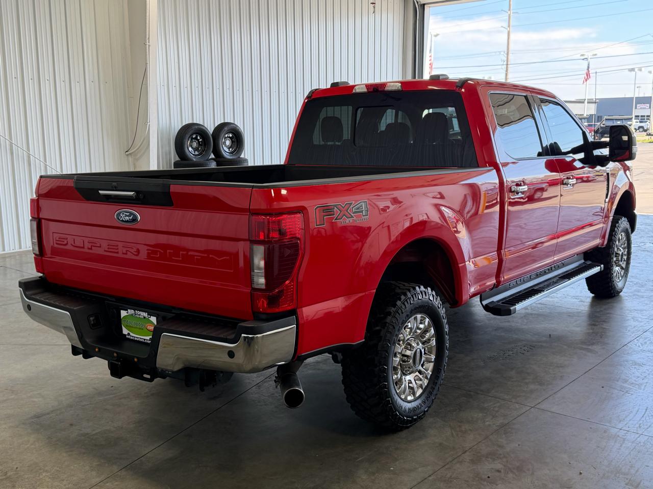 Ford Super Duty F-250 SRW XLT 4WD Reg Cab 8' Box 2021