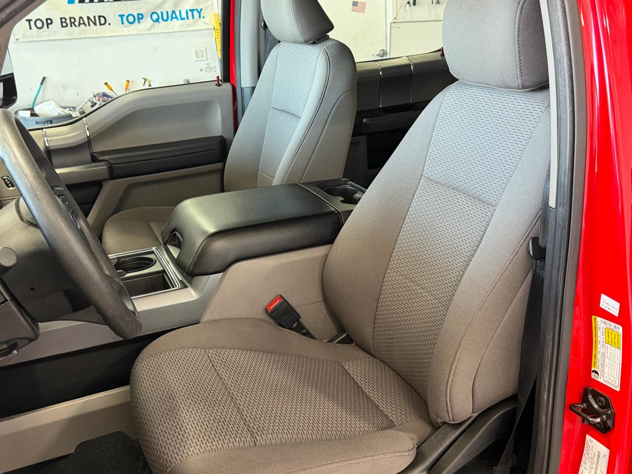 Ford Super Duty F-250 SRW XLT 4WD Reg Cab 8' Box 2021