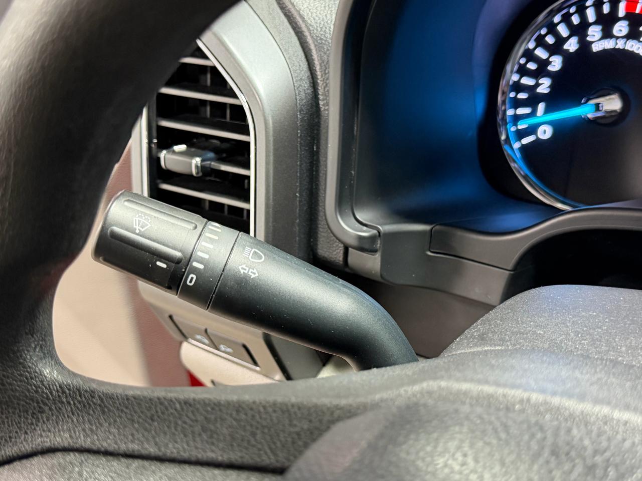 Ford Super Duty F-250 SRW XLT 4WD Reg Cab 8' Box 2021