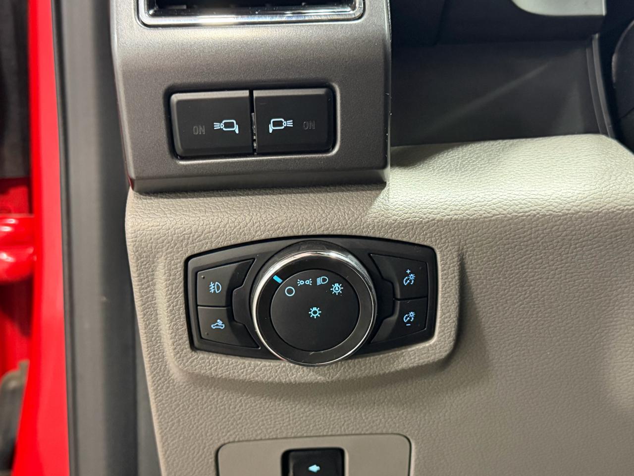 Ford Super Duty F-250 SRW XLT 4WD Reg Cab 8' Box 2021