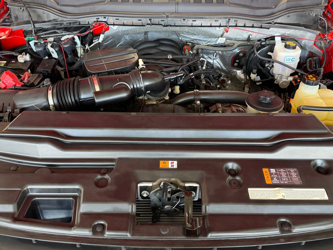 Ford Super Duty F-250 SRW XLT 4WD Reg Cab 8' Box 2021