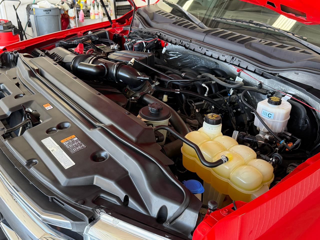 Ford Super Duty F-250 SRW XLT 4WD Reg Cab 8' Box 2021