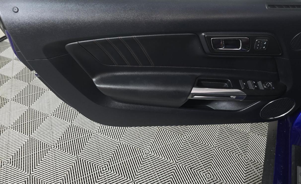 Ford Mustang 2dr Conv GT Premium 2015