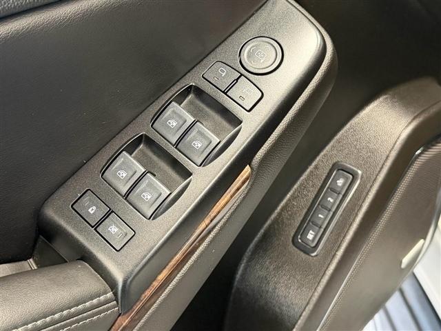 Chevrolet Tahoe 4WD 4dr LT 2018