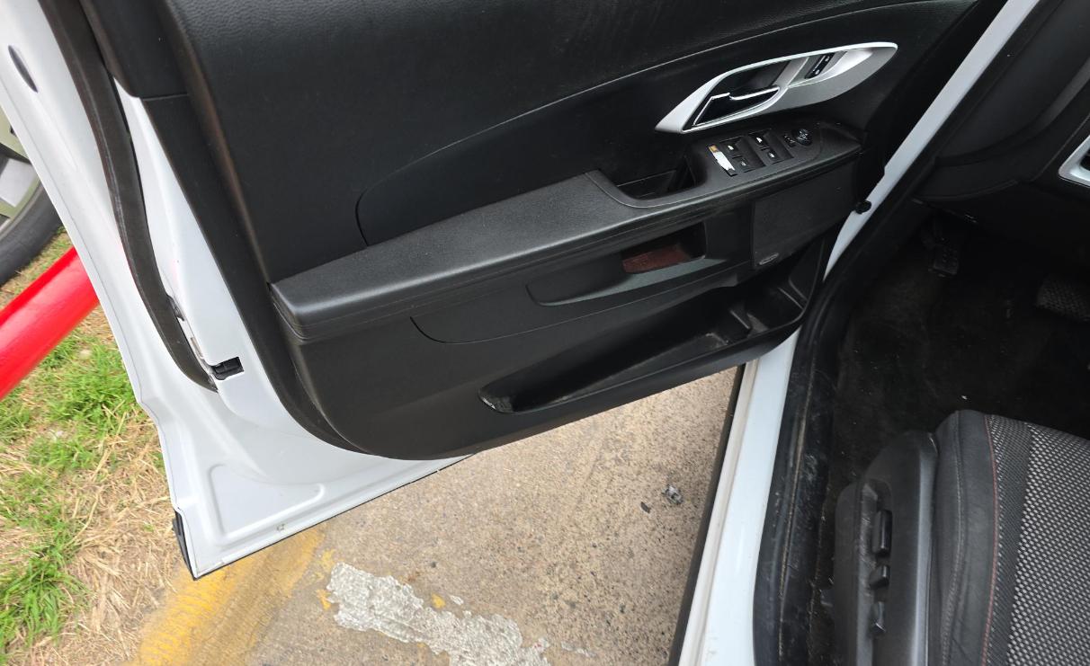 Chevrolet Equinox AWD 4dr LT w/1LT 2017