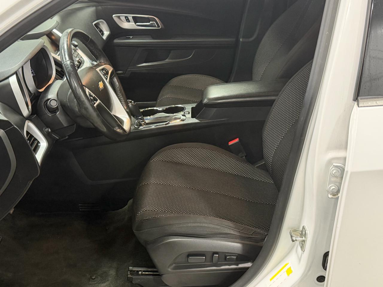 Chevrolet Equinox AWD 4dr LT w/1LT 2017