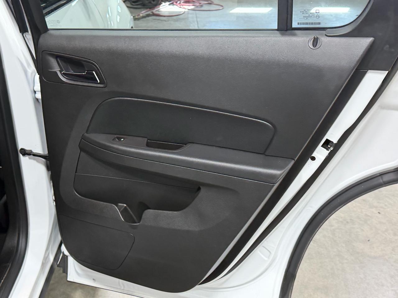 Chevrolet Equinox AWD 4dr LT w/1LT 2017