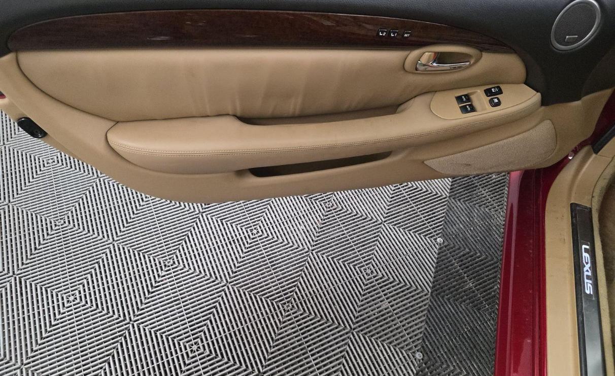 Lexus SC 430 2dr Convertible 2006