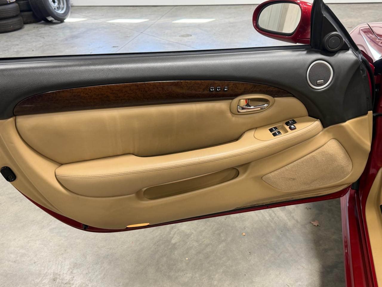 Lexus SC 430 2dr Convertible 2006