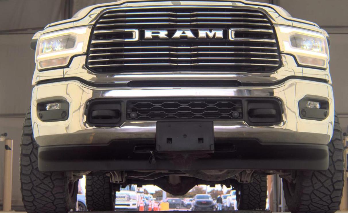 RAM 2500 Laramie 4x4 Crew Cab 6'4" Box 2021