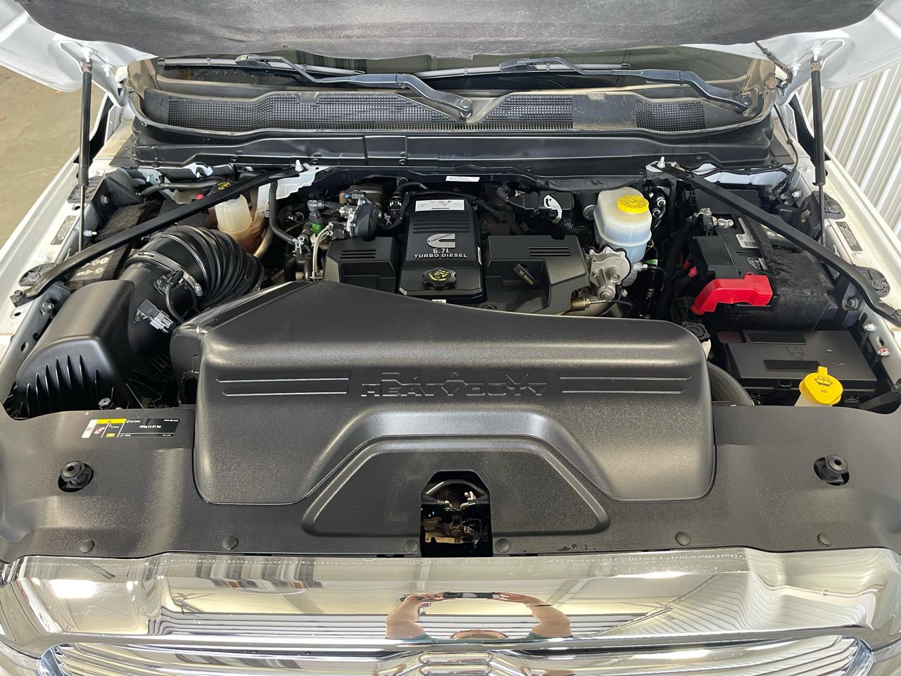 RAM 2500 Laramie 4x4 Crew Cab 6'4" Box 2021