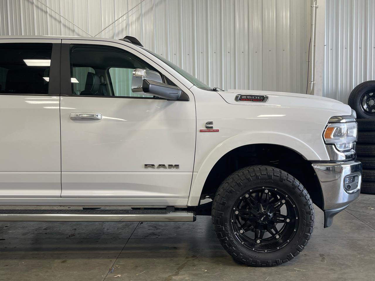 RAM 2500 Laramie 4x4 Crew Cab 6'4" Box 2021