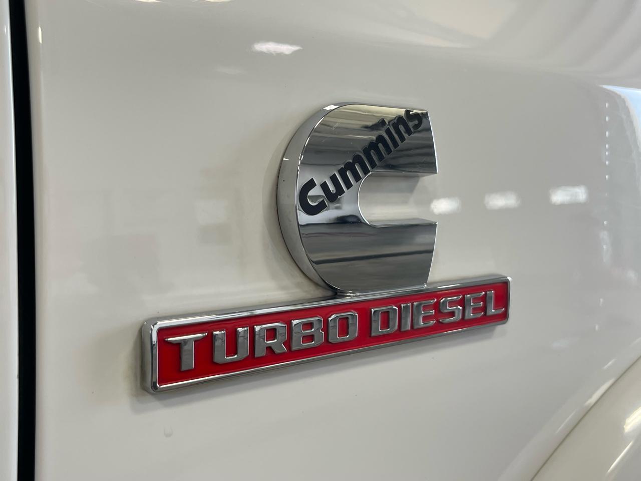 RAM 2500 Laramie 4x4 Crew Cab 6'4" Box 2021