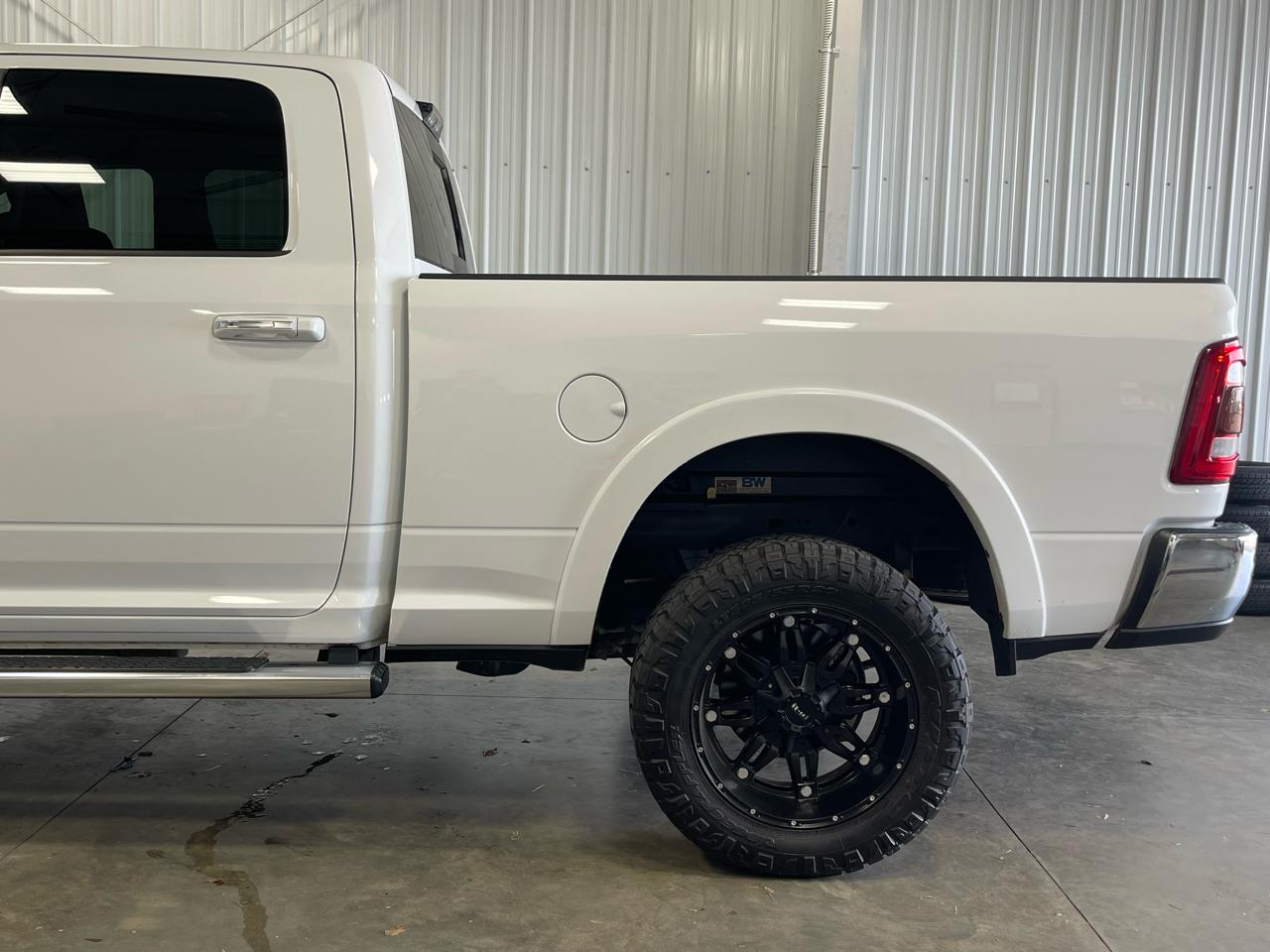 RAM 2500 Laramie 4x4 Crew Cab 6'4" Box 2021