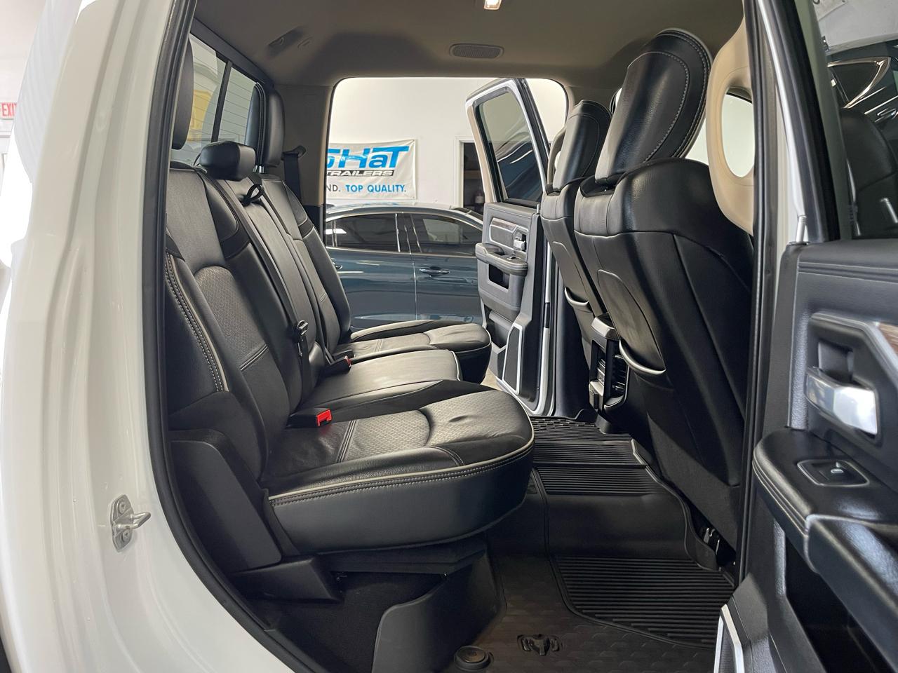 RAM 2500 Laramie 4x4 Crew Cab 6'4" Box 2021