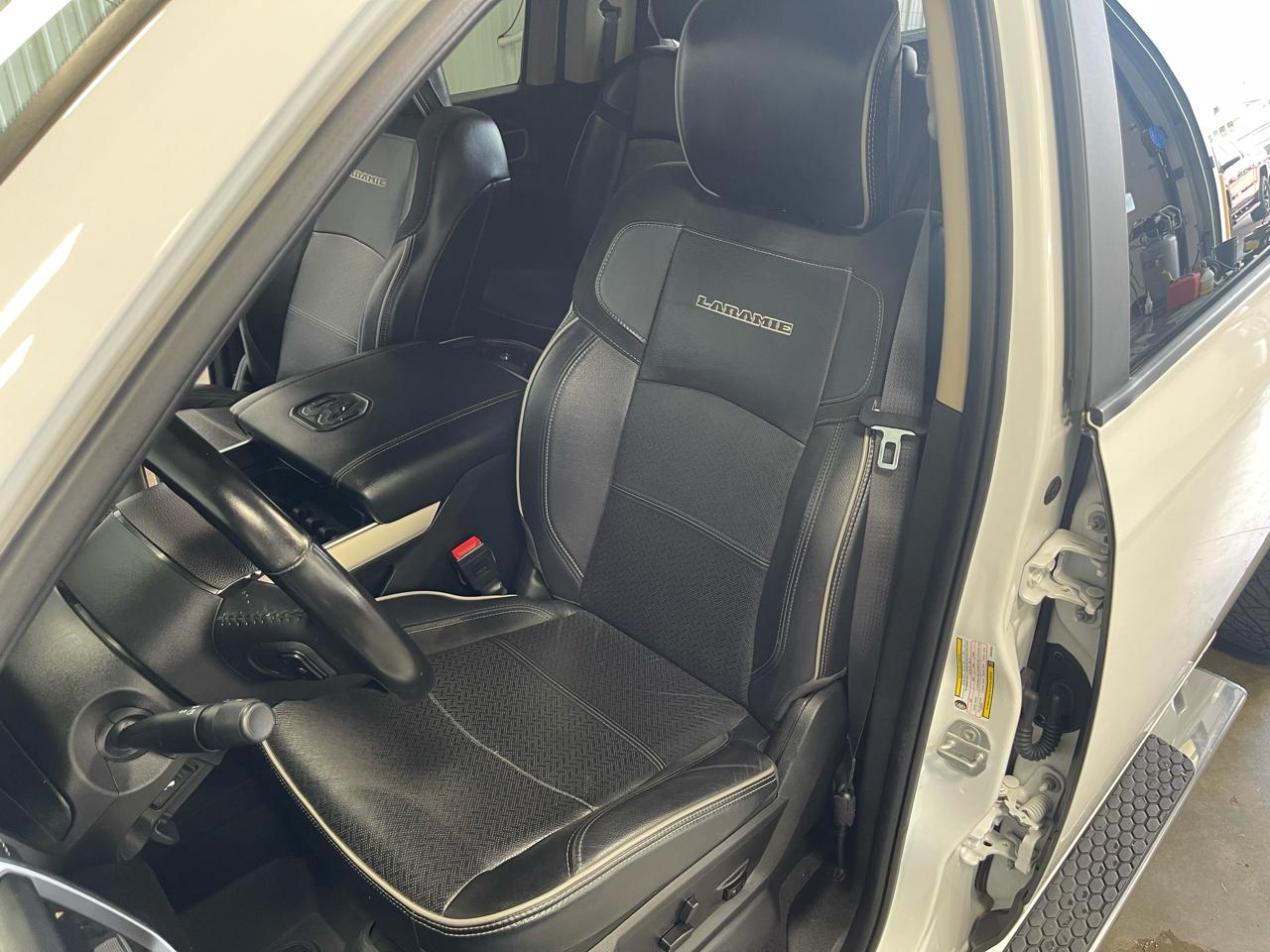 RAM 2500 Laramie 4x4 Crew Cab 6'4" Box 2021