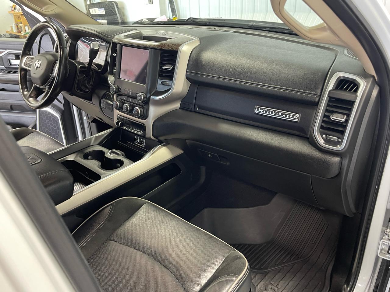 RAM 2500 Laramie 4x4 Crew Cab 6'4" Box 2021