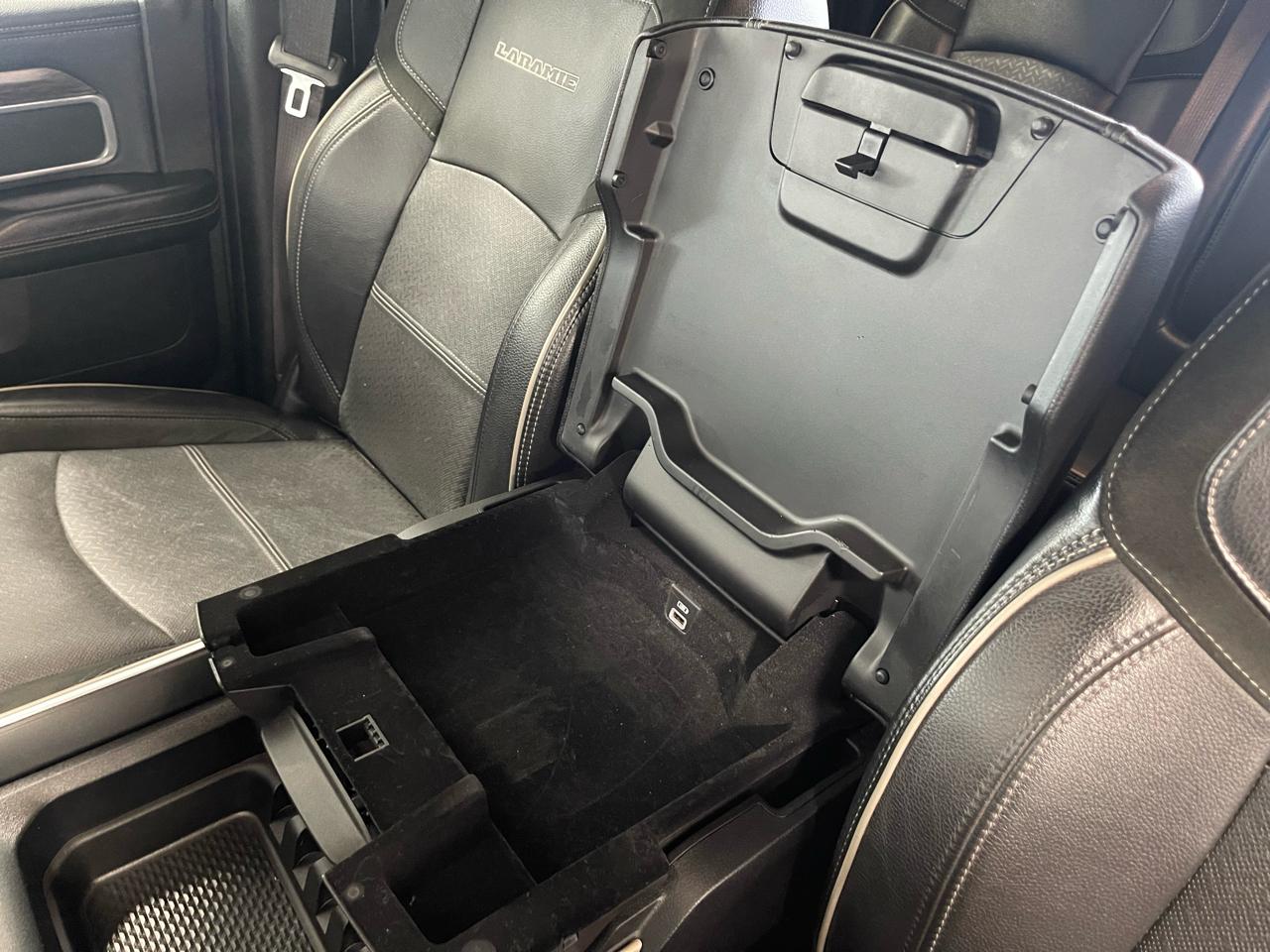 RAM 2500 Laramie 4x4 Crew Cab 6'4" Box 2021