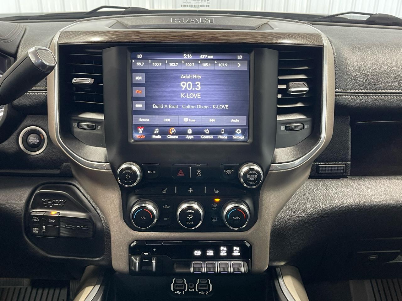 RAM 2500 Laramie 4x4 Crew Cab 6'4" Box 2021