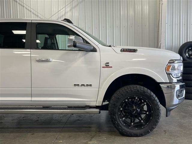 RAM 2500 Laramie 4x4 Crew Cab 6'4" Box 2021