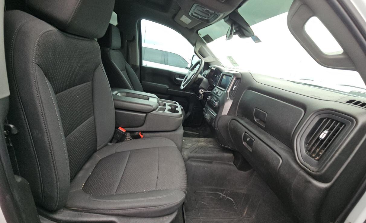 Chevrolet Silverado 2500HD 4WD Crew Cab 172" Custom 2021