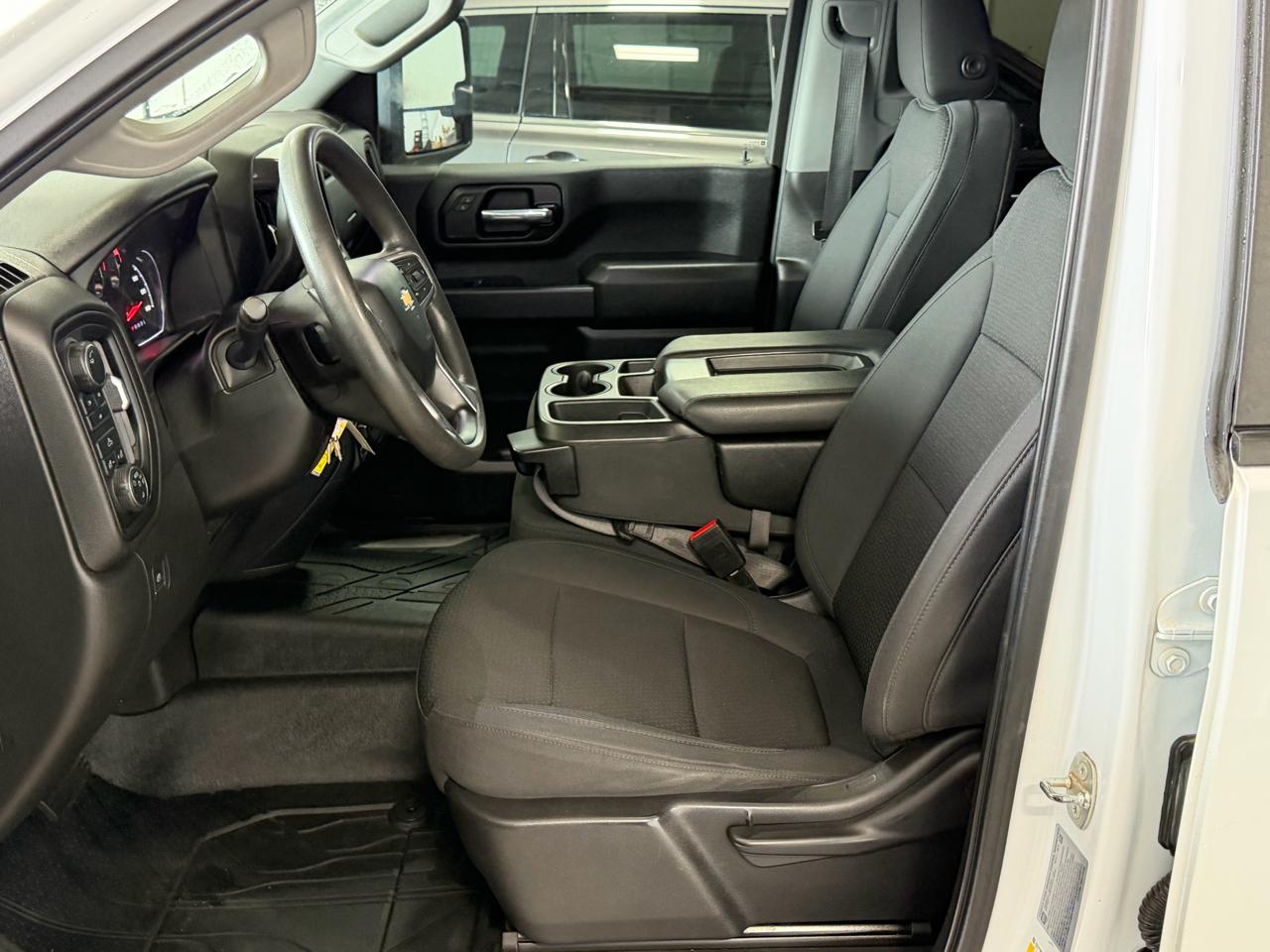 Chevrolet Silverado 2500HD 4WD Crew Cab 172" Custom 2021