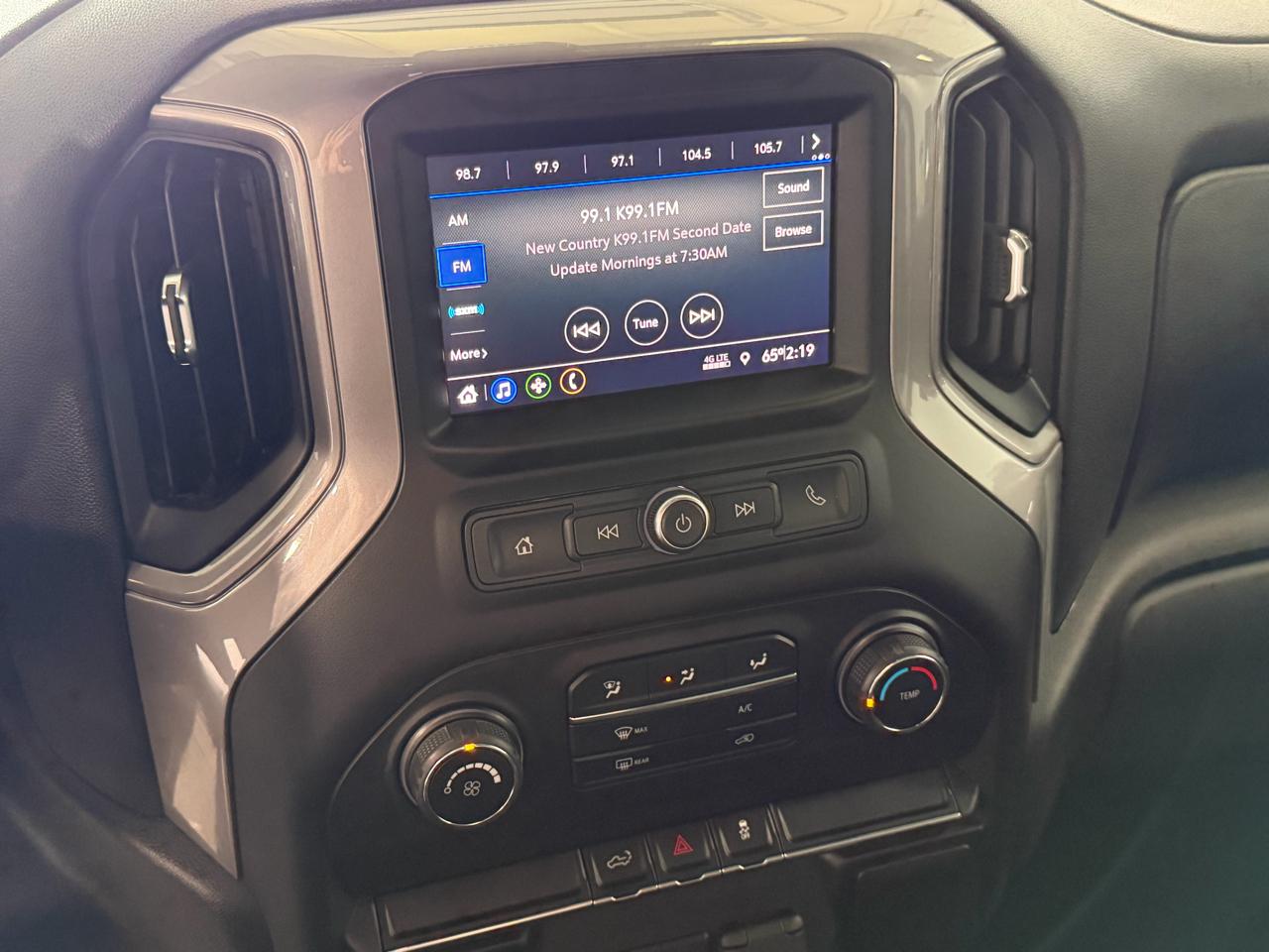 Chevrolet Silverado 2500HD 4WD Crew Cab 172" Custom 2021