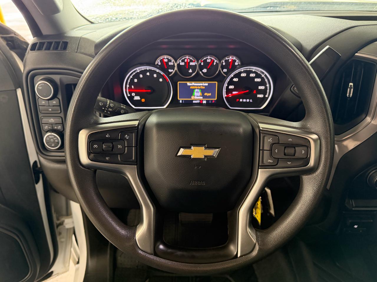 Chevrolet Silverado 2500HD 4WD Crew Cab 172" Custom 2021