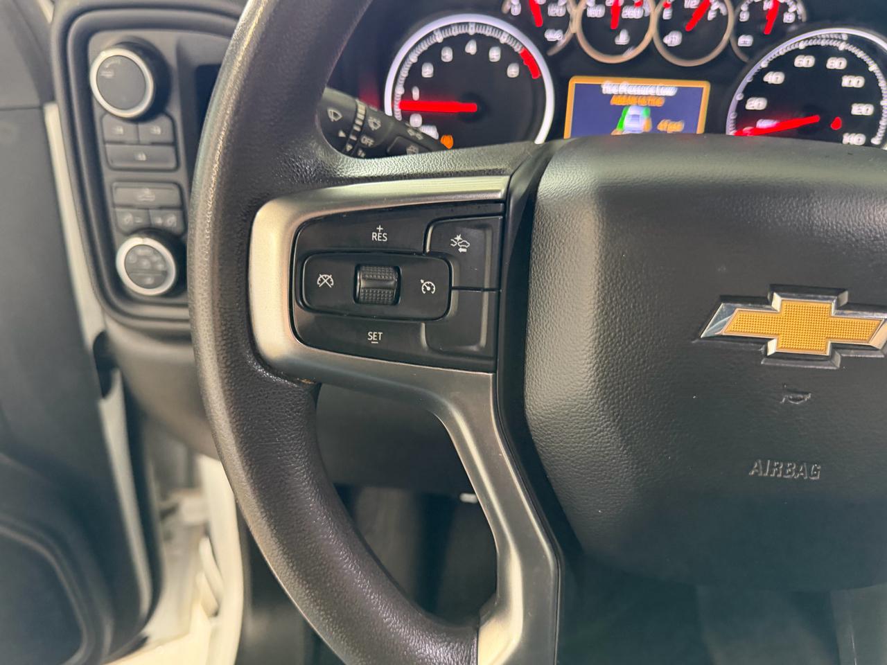 Chevrolet Silverado 2500HD 4WD Crew Cab 172" Custom 2021