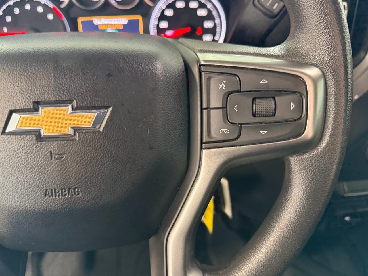 Chevrolet Silverado 2500HD 4WD Crew Cab 172" Custom 2021