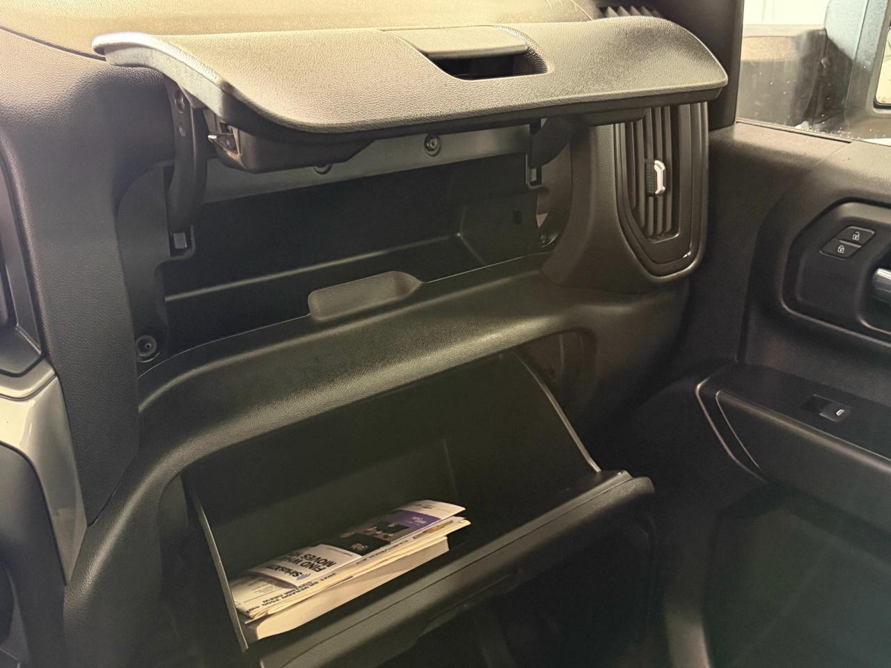 Chevrolet Silverado 2500HD 4WD Crew Cab 172" Custom 2021