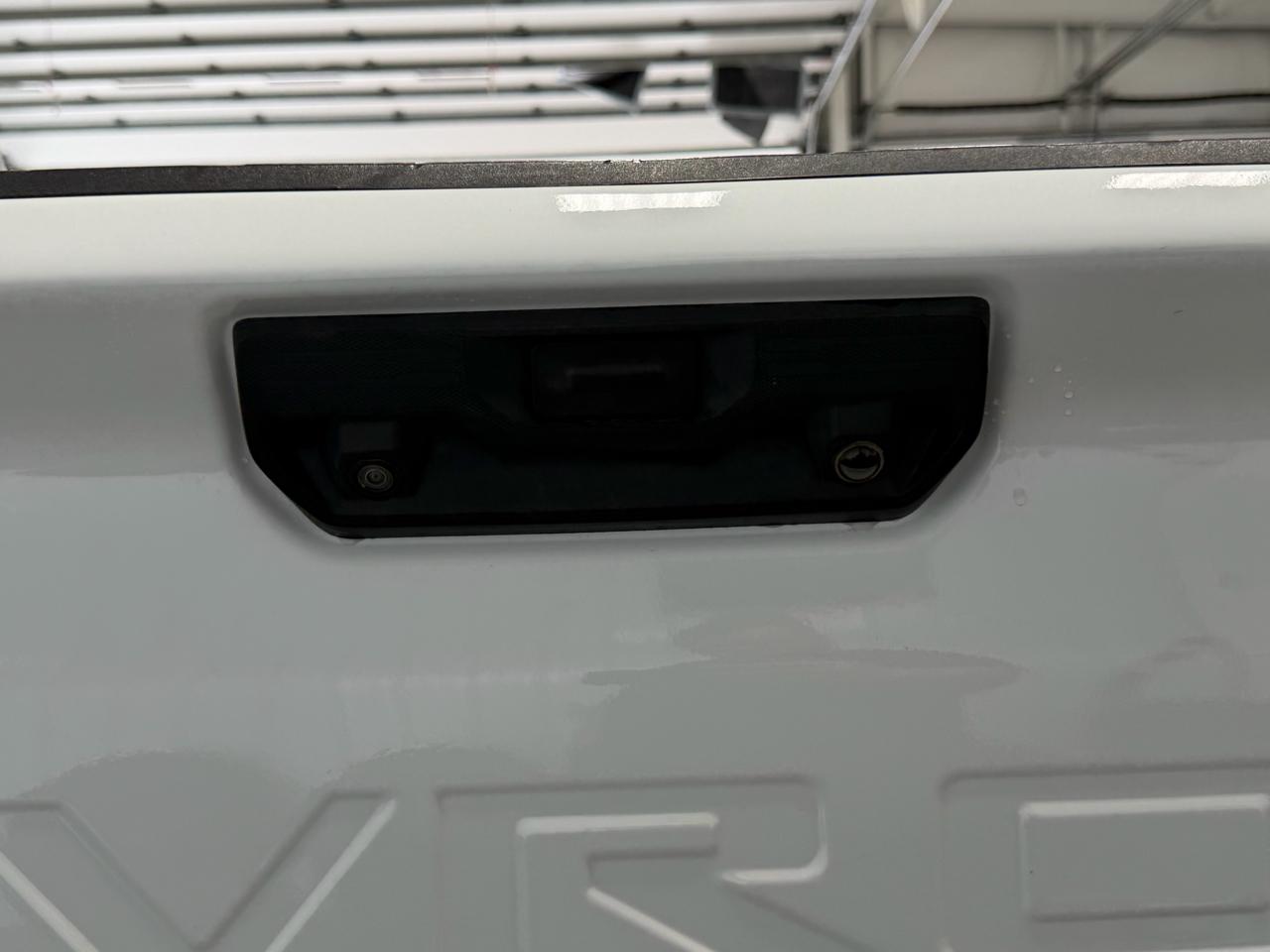 Chevrolet Silverado 2500HD 4WD Crew Cab 172" Custom 2021