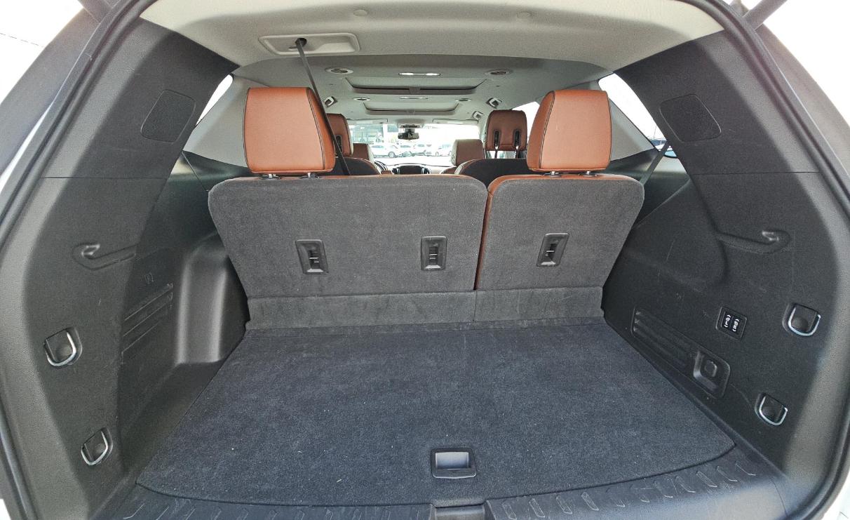 Chevrolet Traverse AWD 4dr High Country w/2LZ 2018