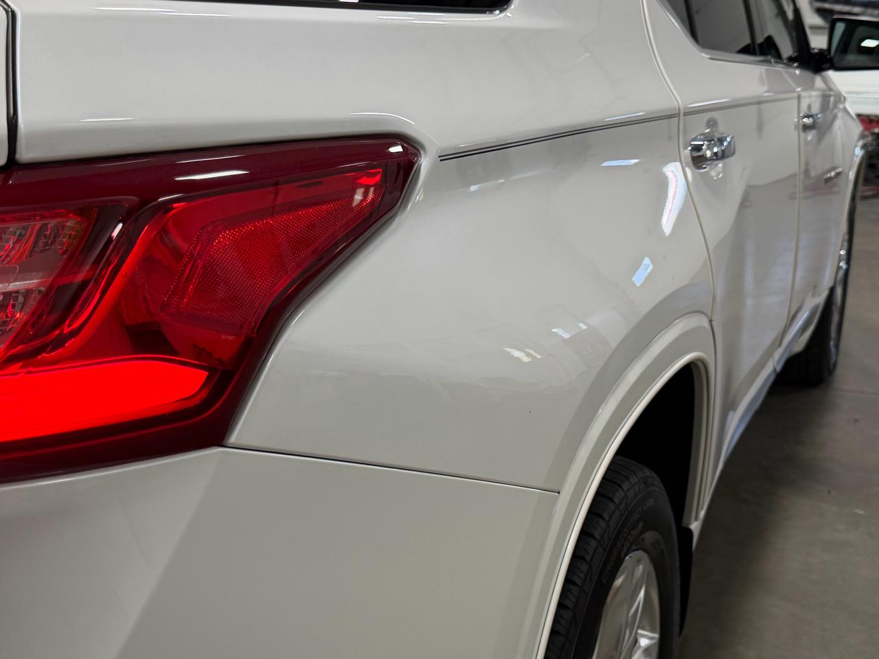 Chevrolet Traverse AWD 4dr High Country w/2LZ 2018