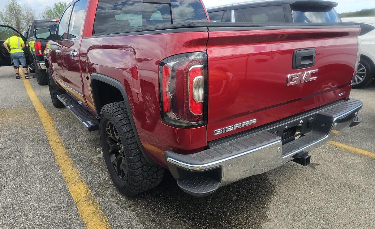 GMC Sierra 1500 4WD Crew Cab 143.5" SLT 2018