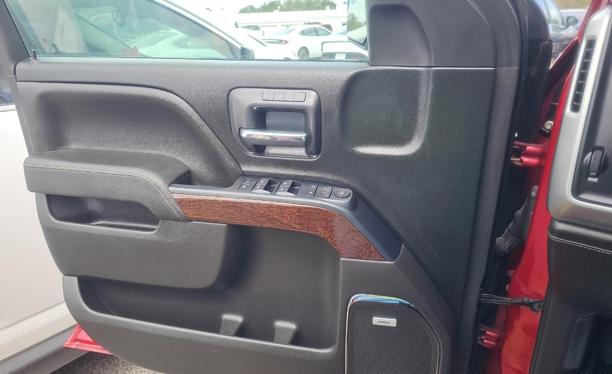 GMC Sierra 1500 4WD Crew Cab 143.5" SLT 2018