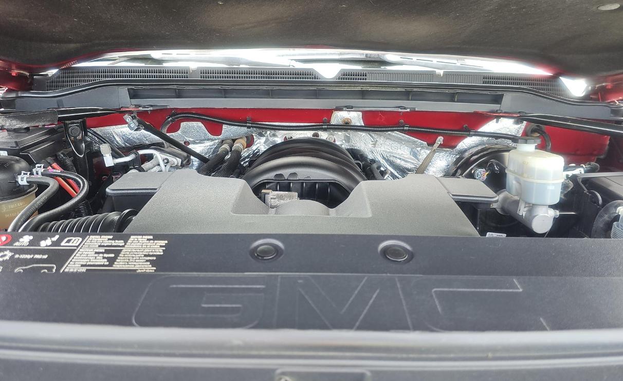 GMC Sierra 1500 4WD Crew Cab 143.5" SLT 2018