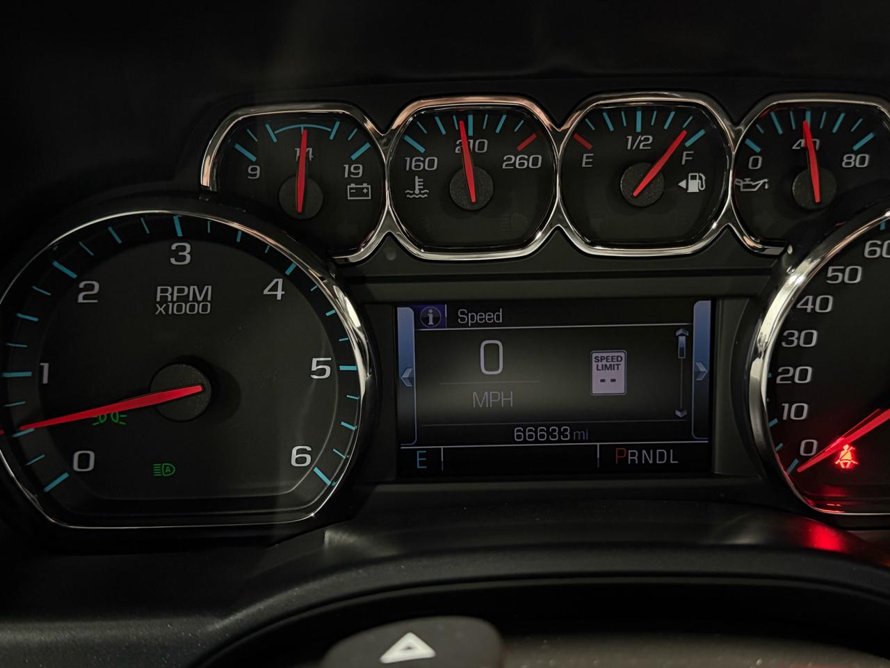 GMC Sierra 1500 4WD Crew Cab 143.5" SLT 2018