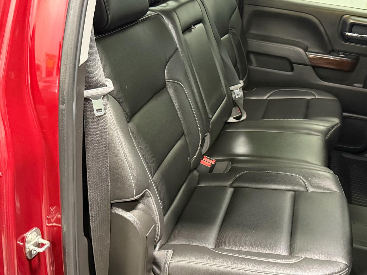 GMC Sierra 1500 4WD Crew Cab 143.5" SLT 2018