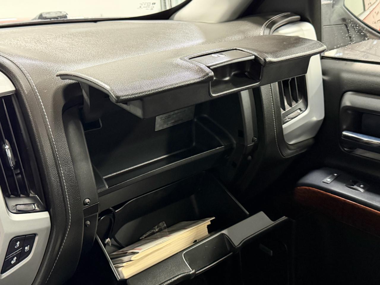 GMC Sierra 1500 4WD Crew Cab 143.5" SLT 2018