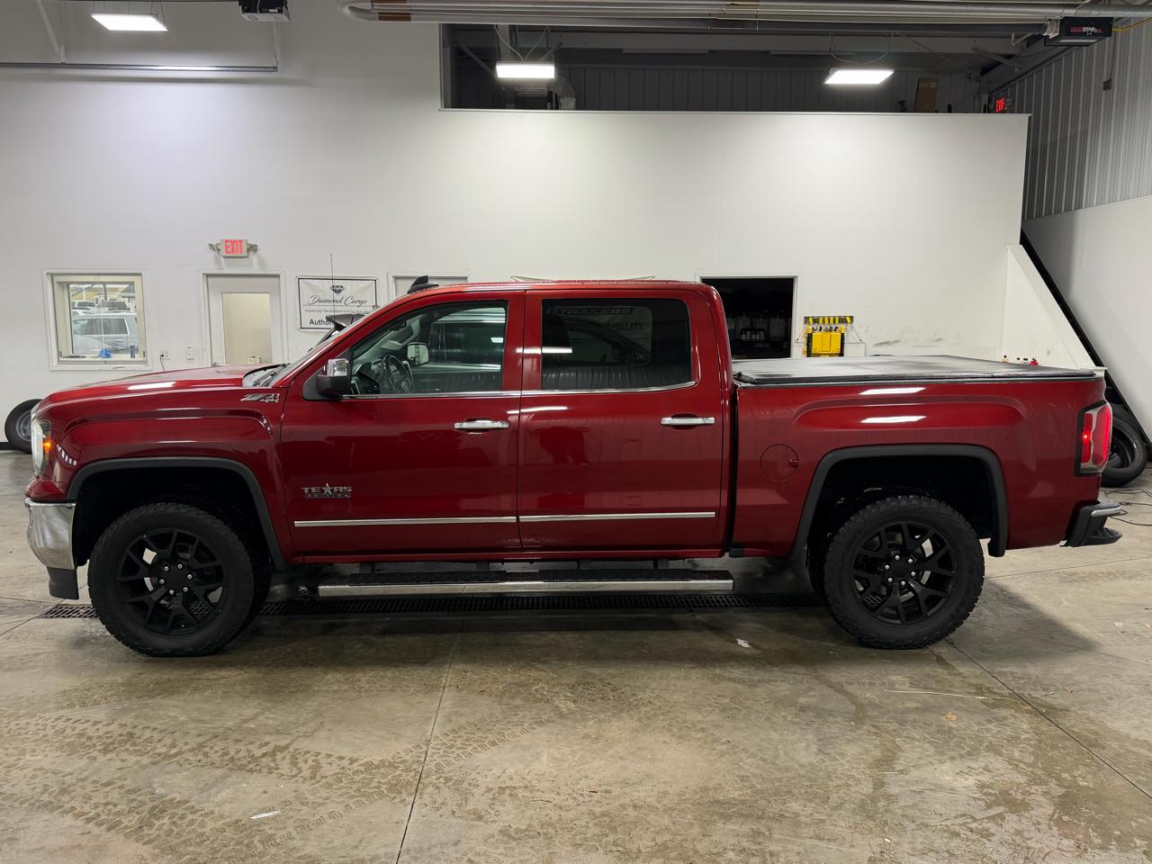 GMC Sierra 1500 4WD Crew Cab 143.5" SLT 2018