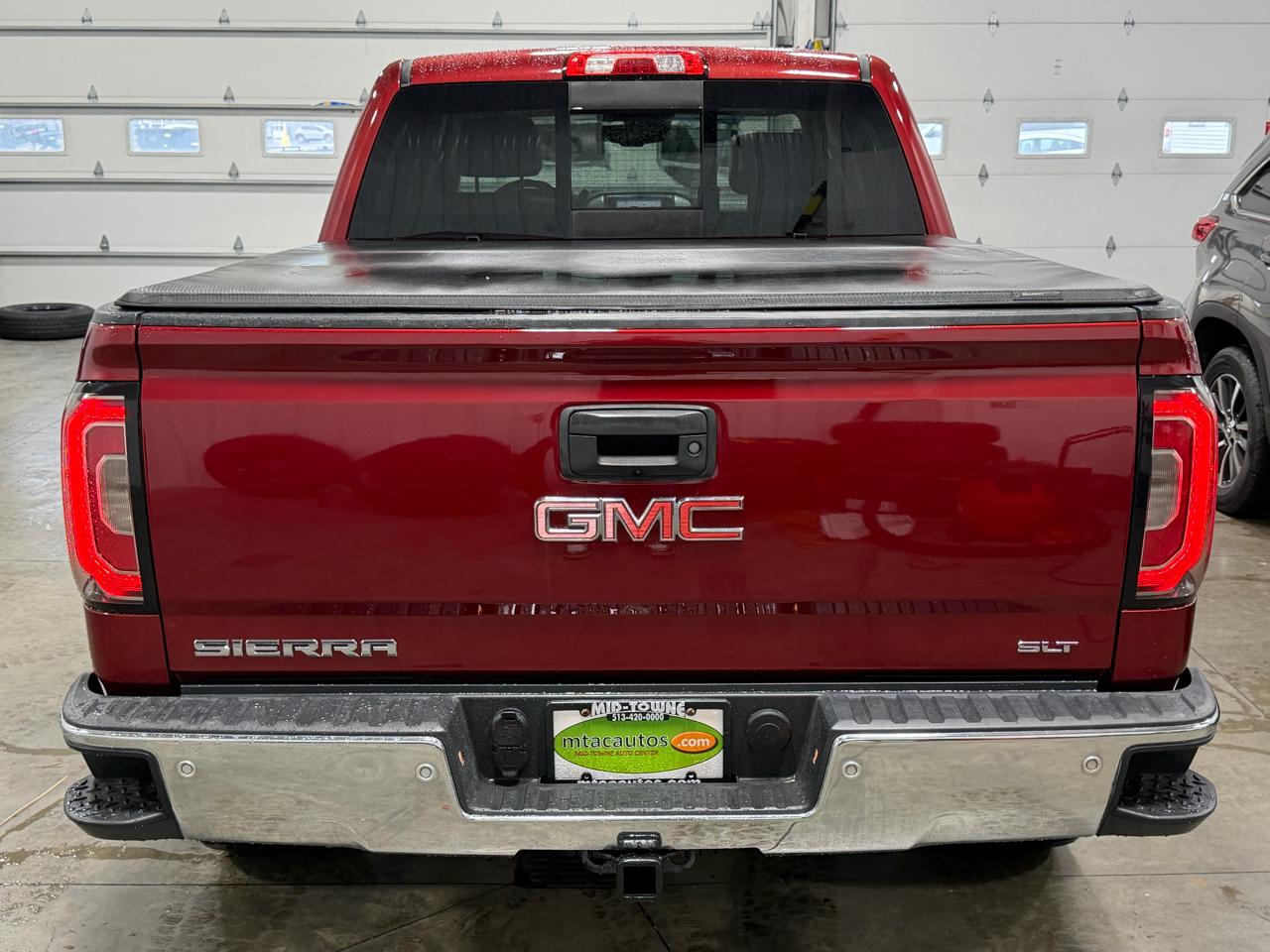 GMC Sierra 1500 4WD Crew Cab 143.5" SLT 2018