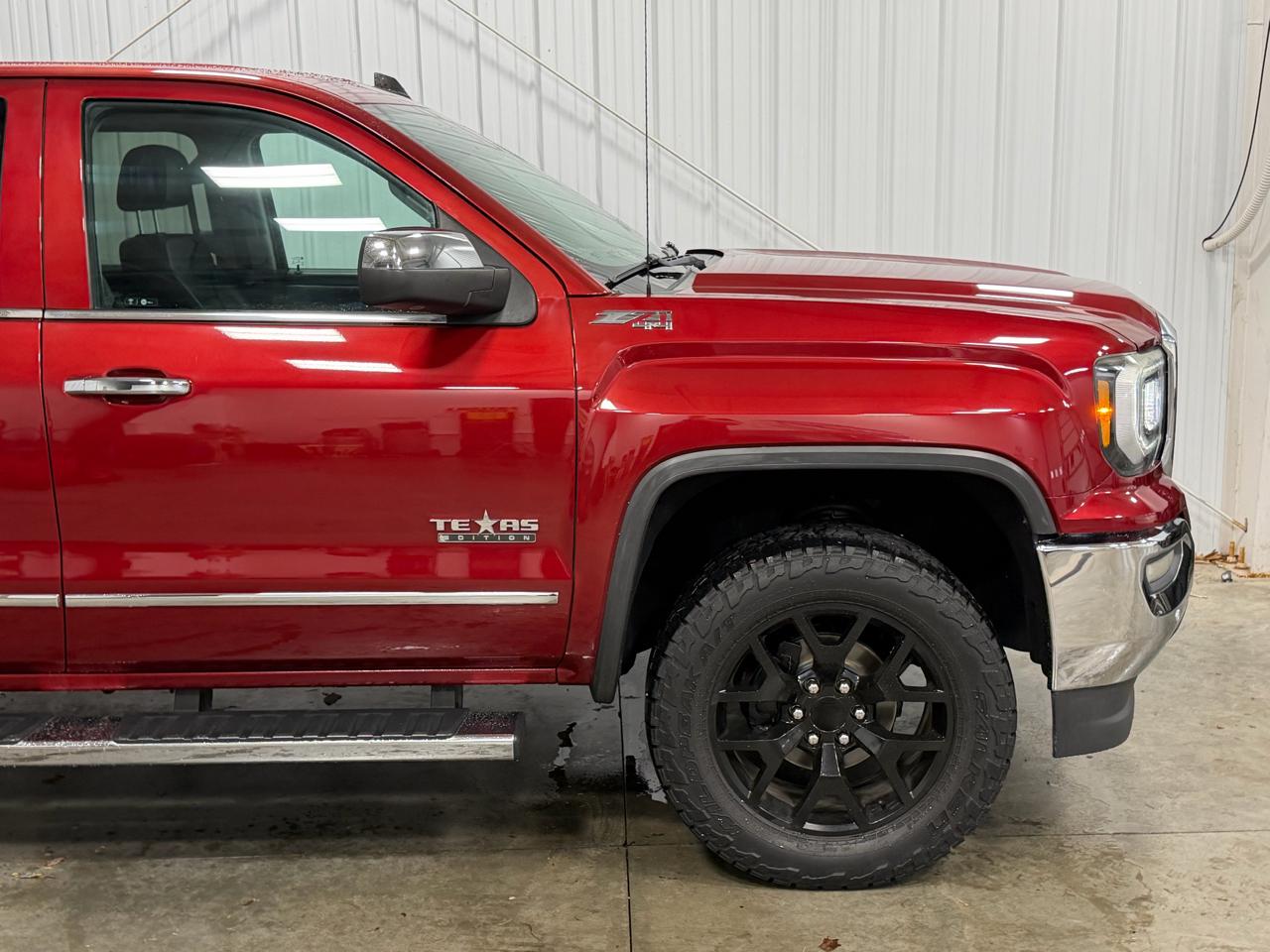 GMC Sierra 1500 4WD Crew Cab 143.5" SLT 2018