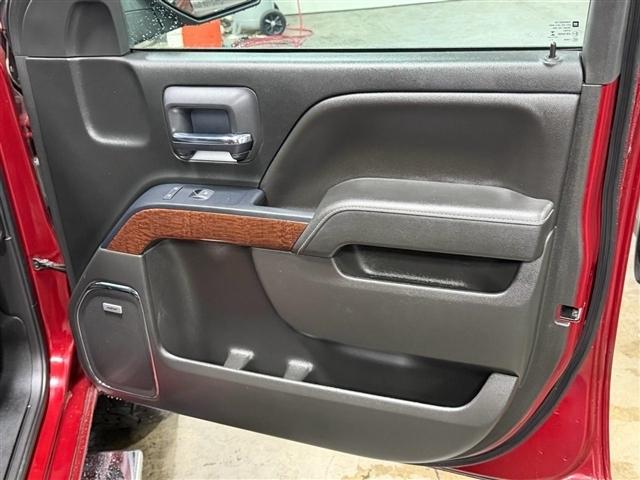 GMC Sierra 1500 4WD Crew Cab 143.5" SLT 2018
